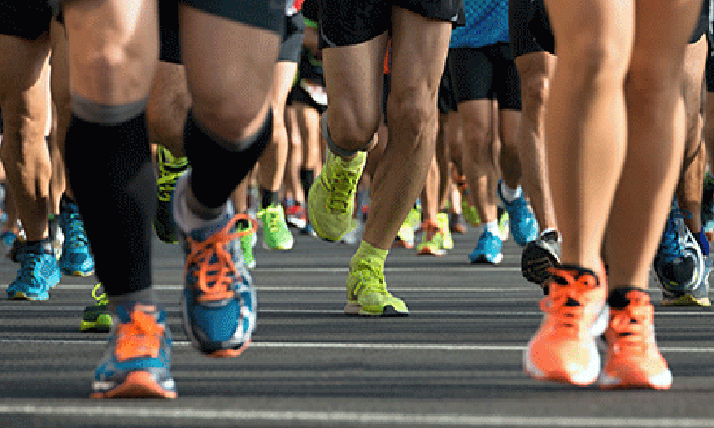 Tip Your Cap to Runner's Etiquette